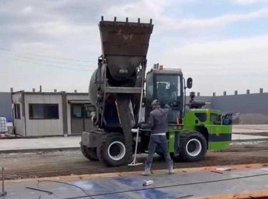 Услуги автобетоносмесителя