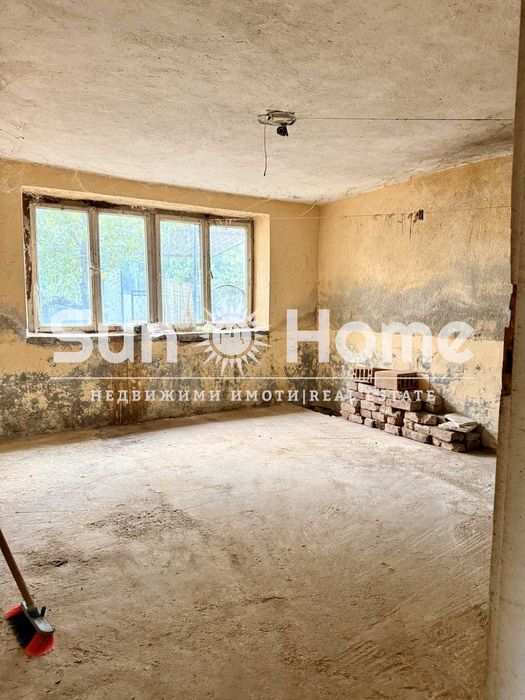 Продава се Къща в Харманли - 316 кв.м за 231 €/кв.м - Снимка #4