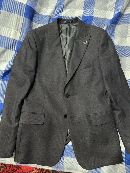 Костюм в отличном состсоянии