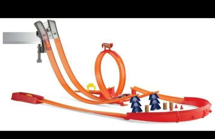 Продам трассу HotWheel