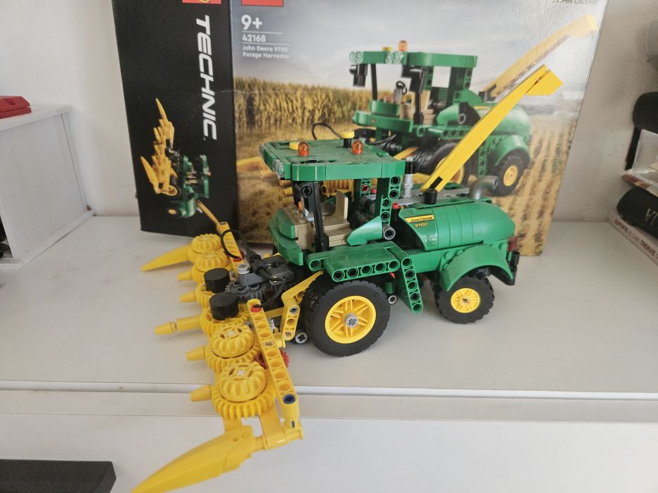 Lego technic 42168