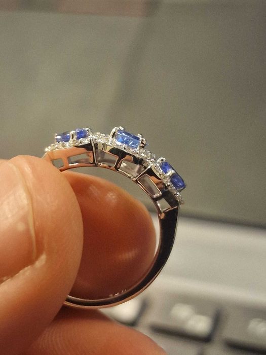 Inel Tanzanit cu Diamante, 3.61 gr, 14k Aur Alb