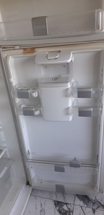 Frigider +congelator Beko