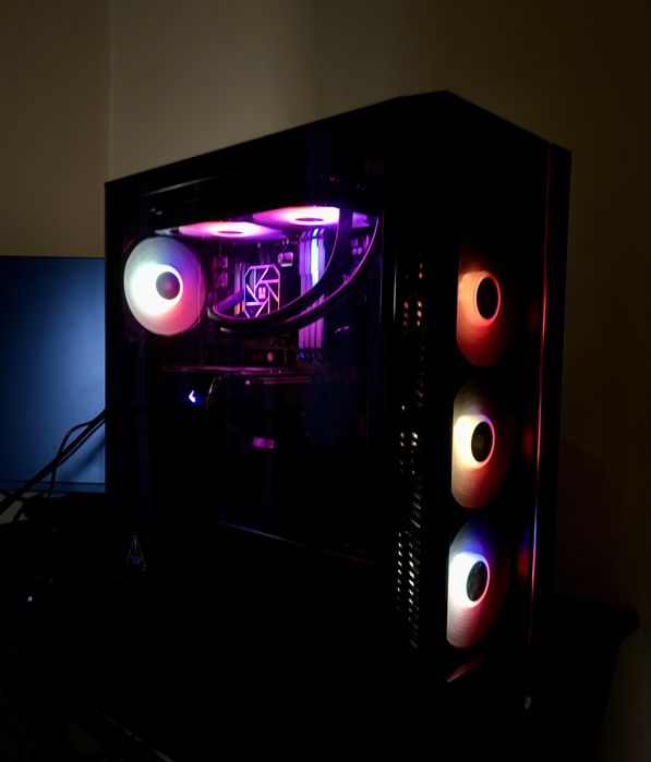 Гейминг Компютър! ASUS 3060ti, Ryzen 5 5600G, 32GB, 1TB, ВОДНО!!!