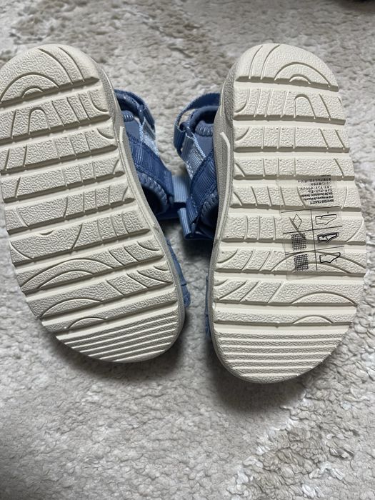 Бебешки обувки  18-19 и21 номер