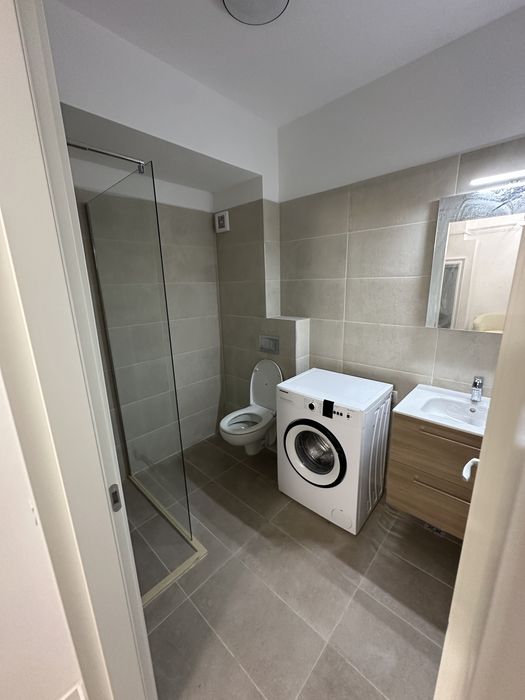 Inchiriez apartament 2 camere tip studio centru zavoi parc