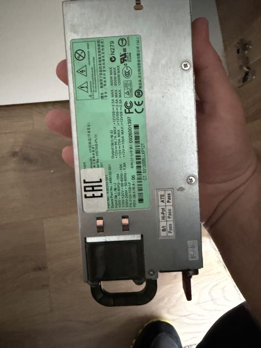 sursa server utilizata