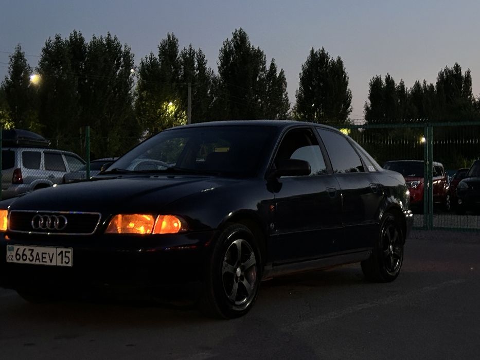 продам ауди а4 б5