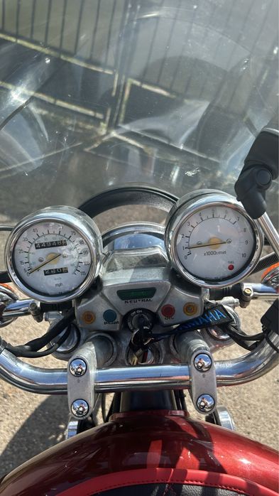 Motocicleta Yamaha Virago xv750