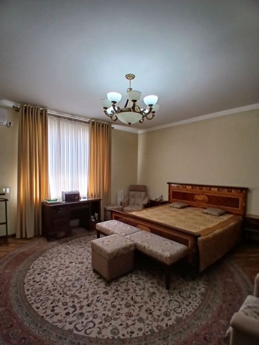 Продаётся евро дом 8 соток 6 комнат