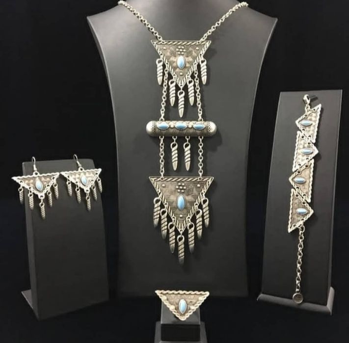 Украшение национальные