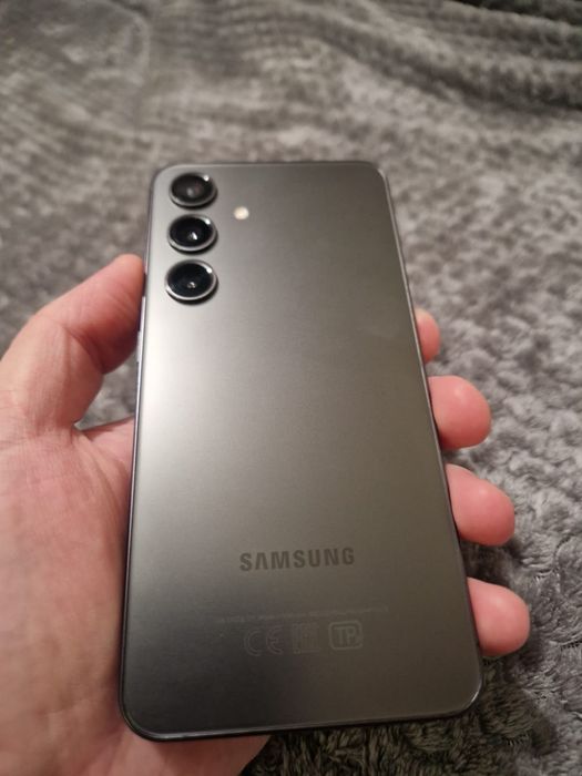 Samsung S24 128гб