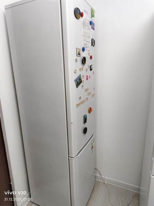 Продается холодильник