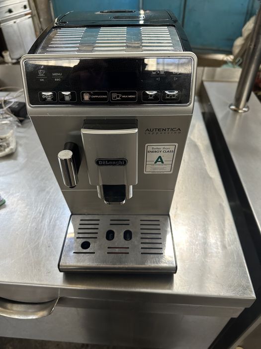 Каферобот Delonghi Autentica