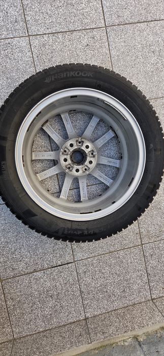 Оригинални джанти 17 цола с чисто нови гуми 225/50/17 за BMW
