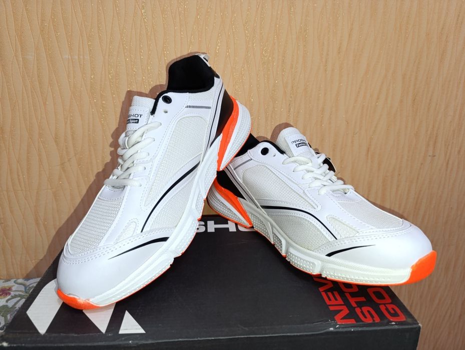 Турецкие кроссовки, размеры 40,41,45