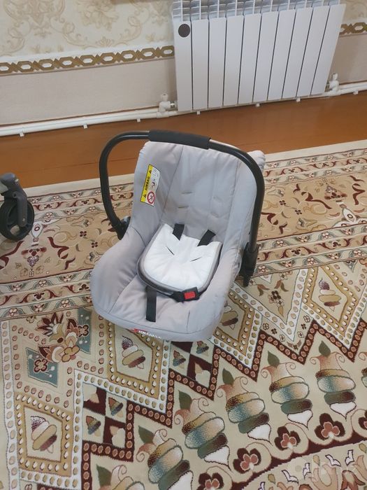 Продаётся детская коляска 2 в 1