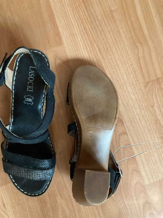 Летни дамски сандали от естествена кожа