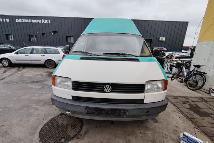 Lampa / Tripla stop dreapta pe aripa Volkswagen VW Transporter 1992