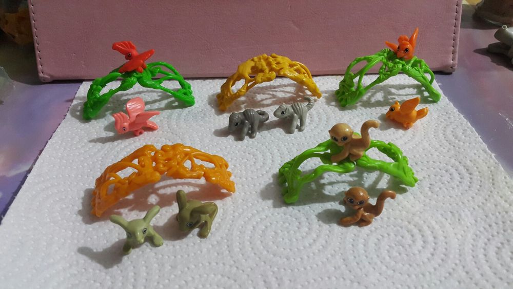 Микс киндер играчки