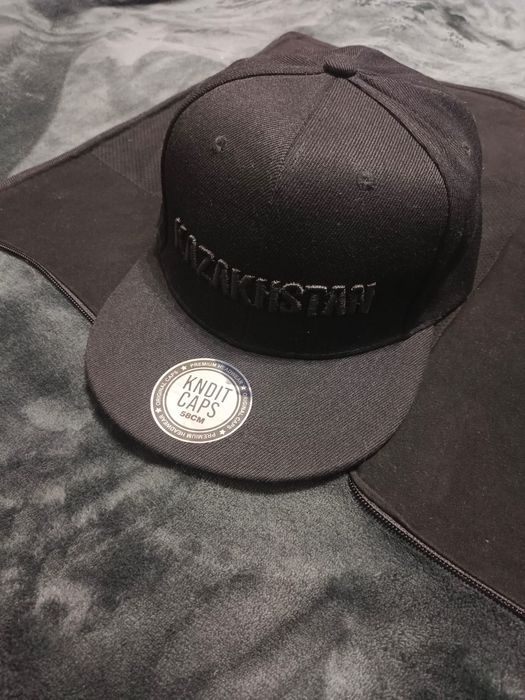 Продам новую футболку