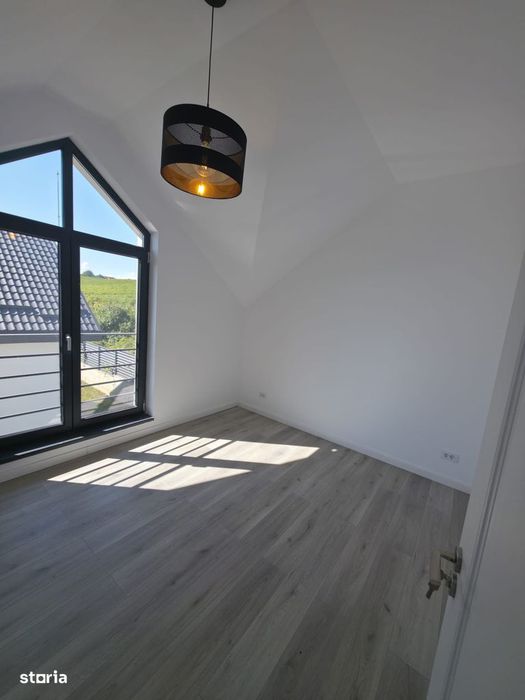 Casă Noua De Închiriat În Bucium 4 Camere 100 Mp Util Teren 254 Mp