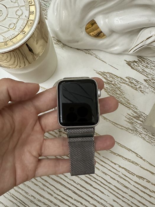 Эпл воч 2 серия,в идеальном состоянии