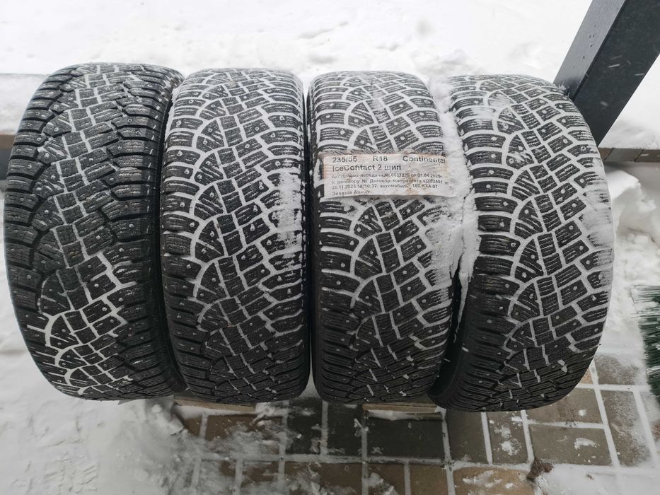 Продам диски и зимнюю резину.