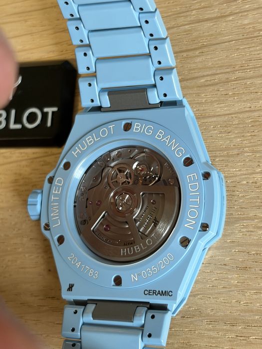 Hublot Big Bang Integrated Ceramic 035/200 Limited Edition