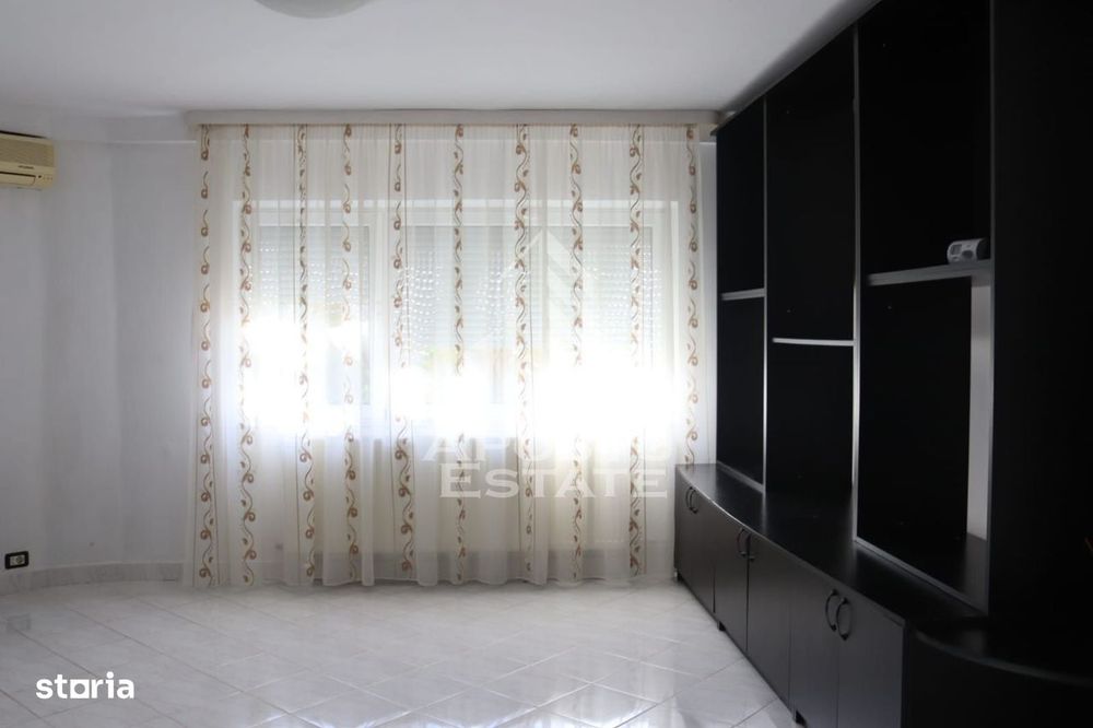 Apartament 3 camere,2 bai, Micalaca Malul Muresului