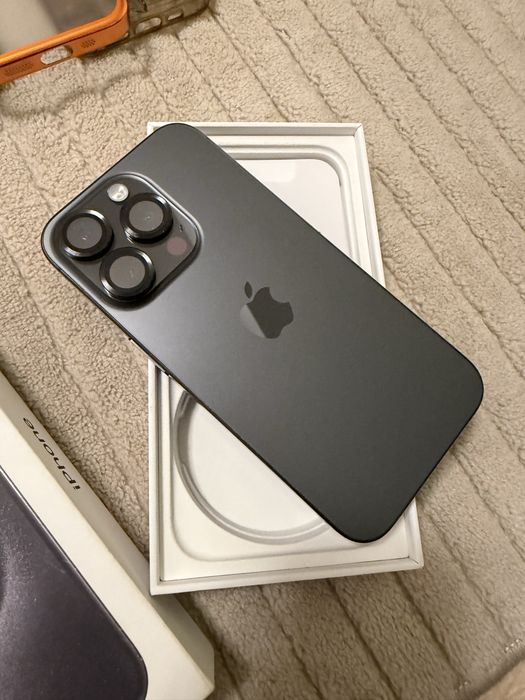 iPhone 15 Pro Black Titanium – 128 GB