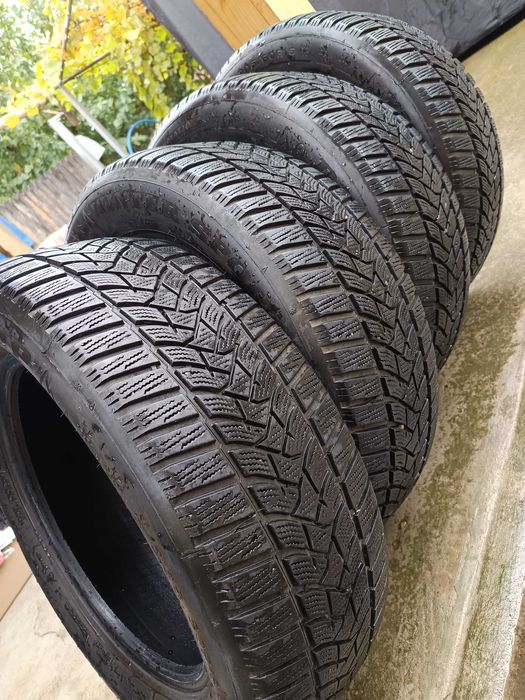 Зимни гуми 205/60/16 DUNLOP WINTER SPORT 5