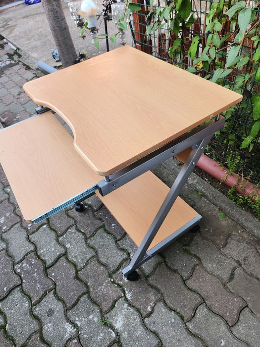Birou scolar pentru copii