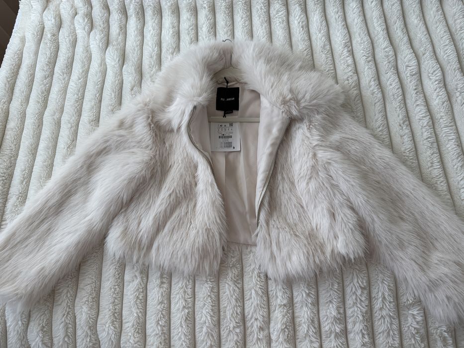 Бяло яке с косъм Pull&Bear