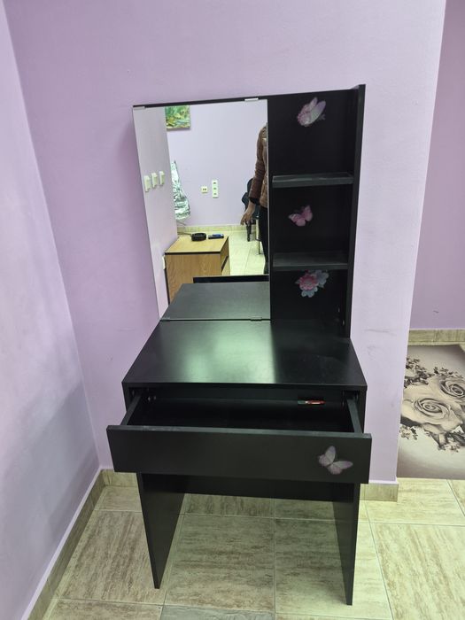 Тоалетка шкаф черен