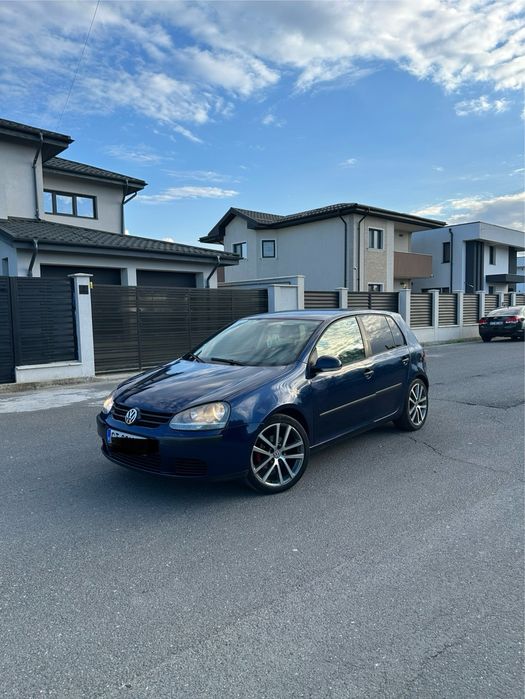 VOLKSWAGEN Golf 2005