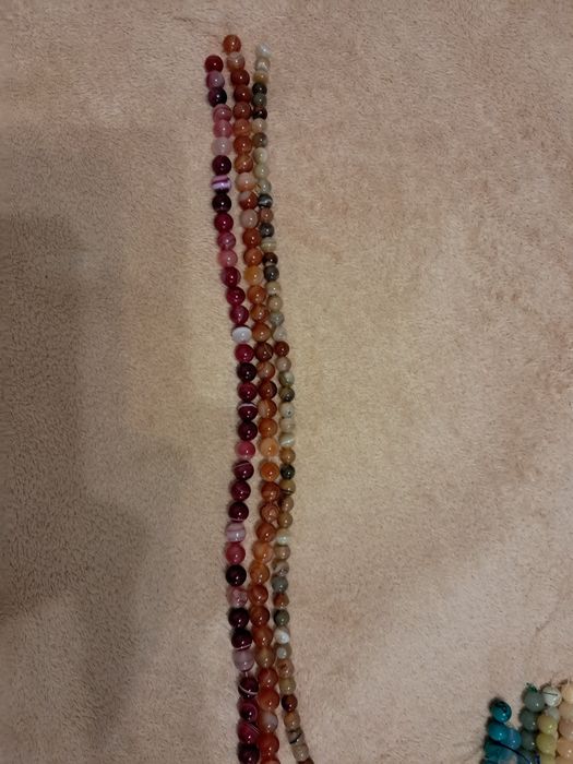 Продам бусины из натуральных камней