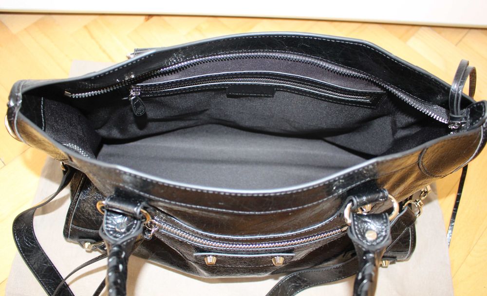 Geanta Balenciaga Le City