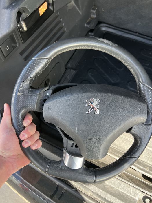 Волан Peugeot много модели