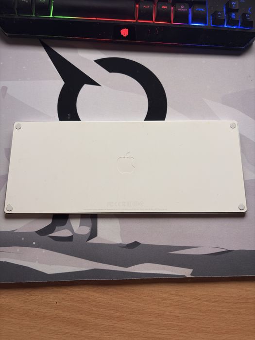 Apple keyboard 2