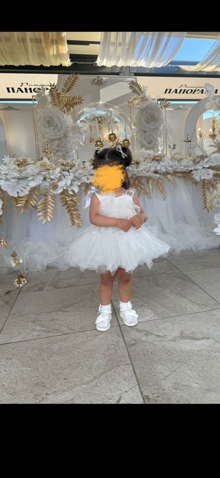 Бяла тюлена рокля- 92р-р SALZARRA