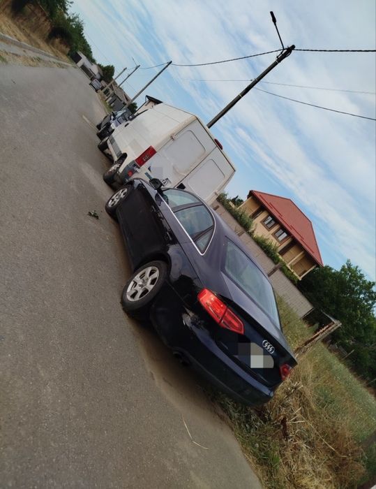 Vând audi A4 B8 pentru rabla/piese/ reparat
