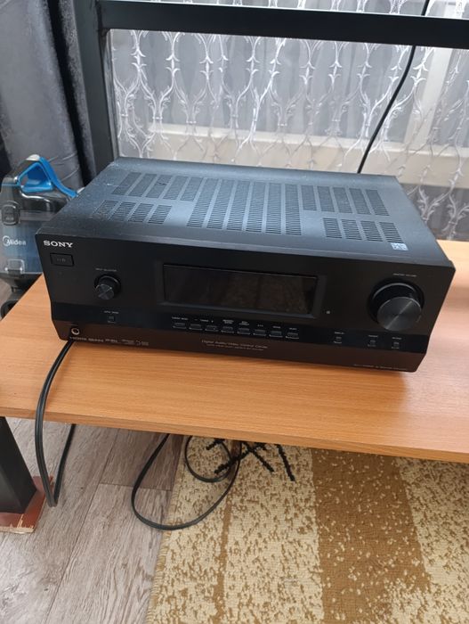 Продам ресивер сони в хорошем состояние
