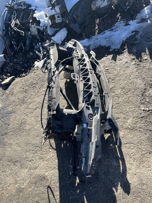 Маска/очиларка бмв 3гт ф34 ( maska/ochilarka bmw 3 gt f34 )