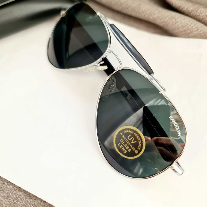 солнцезащитные очки. США