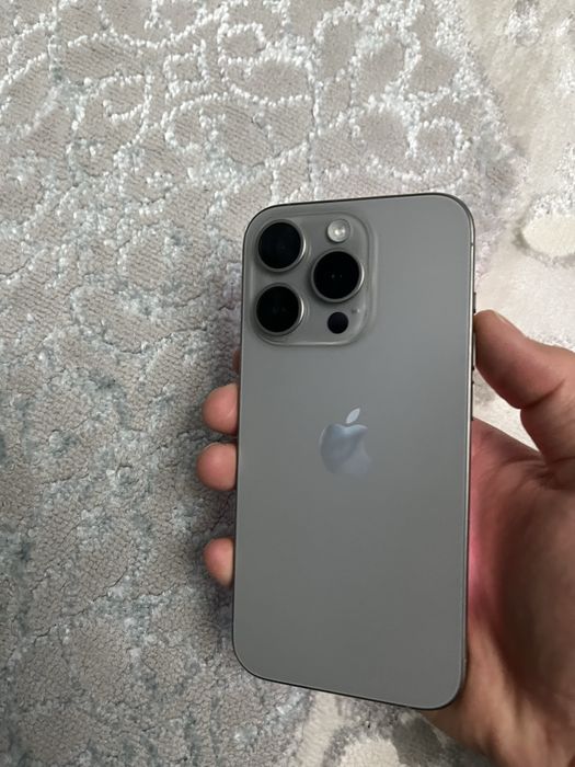 Apple 15 pro…………