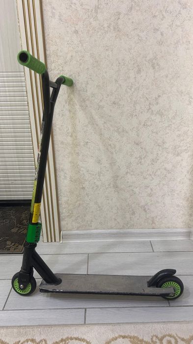 Продаю Трюковый самокат ZenMART