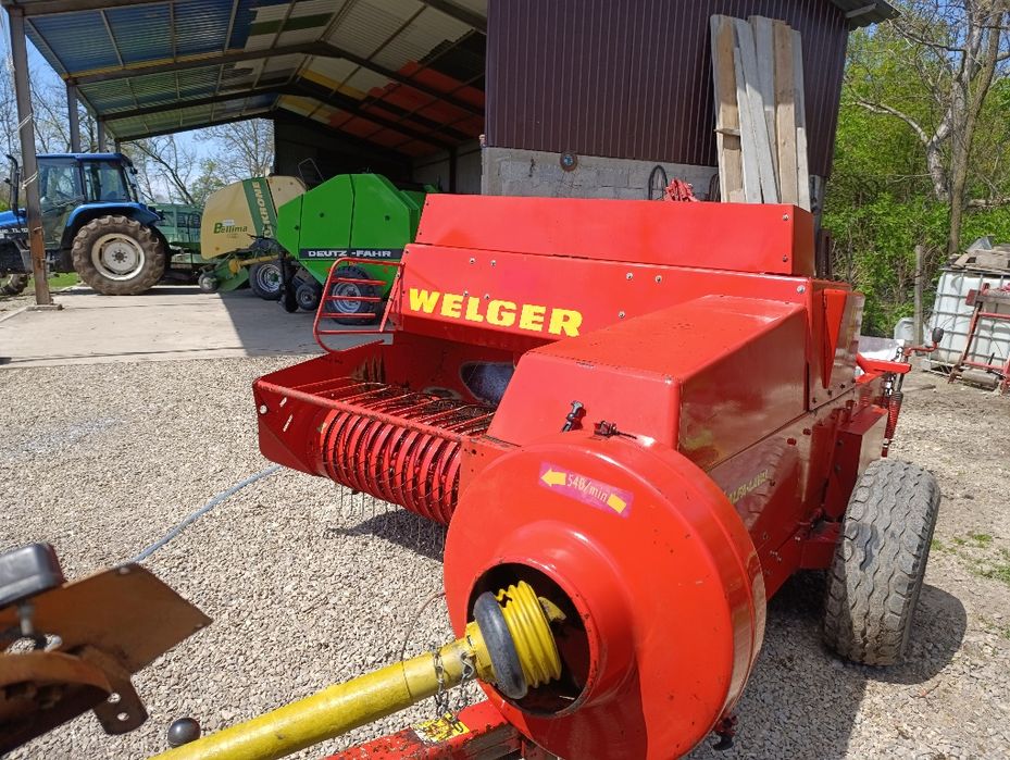 Balotiera welger 53 42 deutz krone John Deere 336