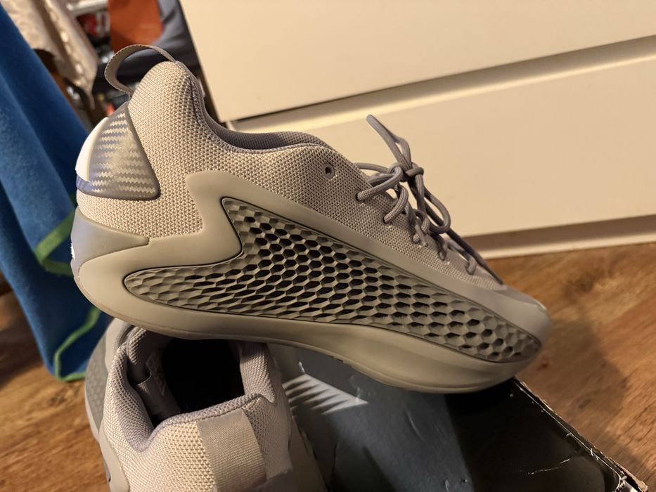 Adidas Anthony Edwards