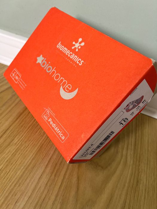 Пантофи Biomecanics за момиче